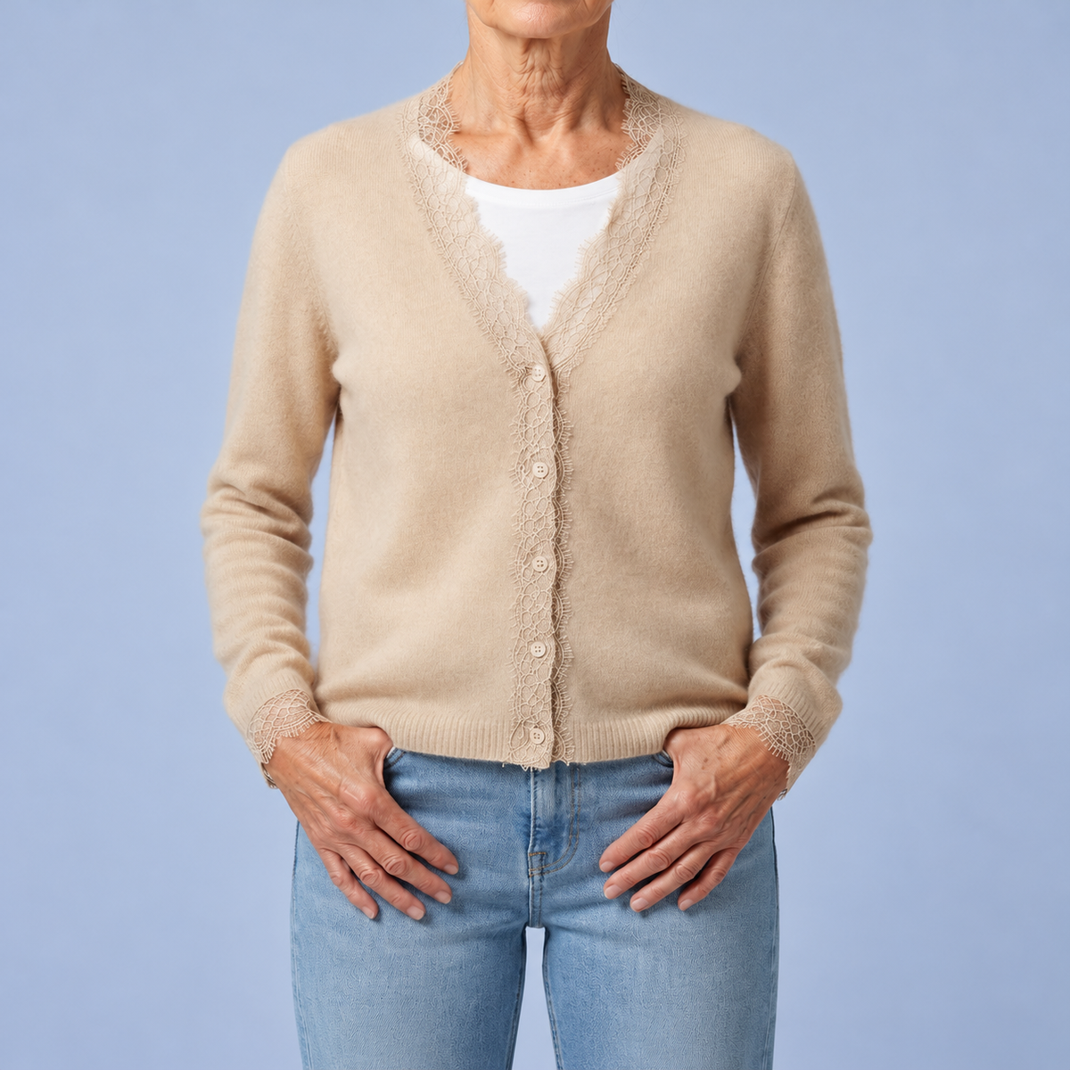 Aurora | Cardigan à détails en dentelle